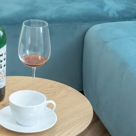 公寓 Industrial In *