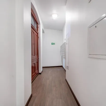 Industrial In 公寓 波兹南